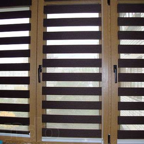 “Day-night” blinds