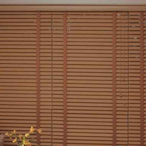 Horizontal wooden blinds