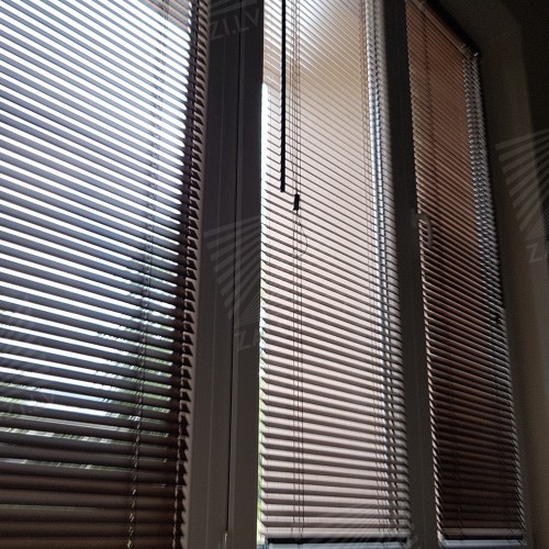 Horizontal wooden blinds