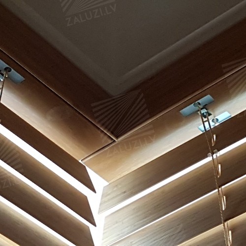 Horizontal wooden blinds