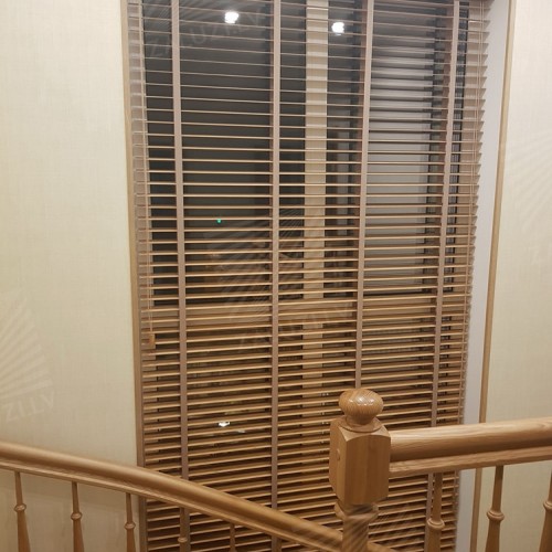 Horizontal wooden blinds