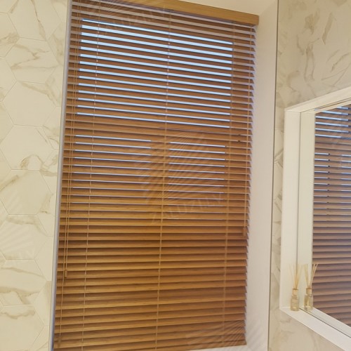 Horizontal wooden blinds