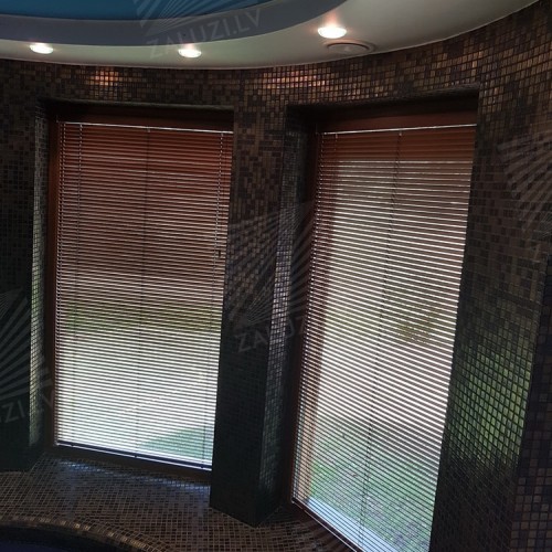 Horizontal wooden blinds