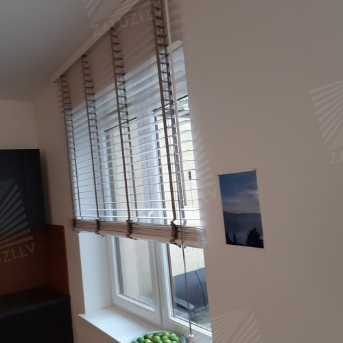 Horizontal wooden blinds