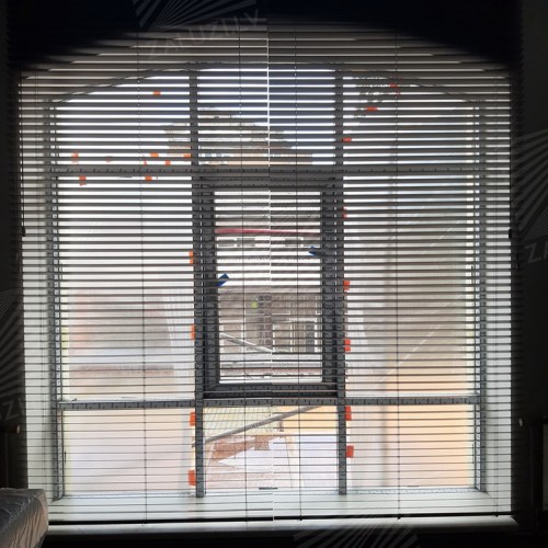 Horizontal wooden blinds