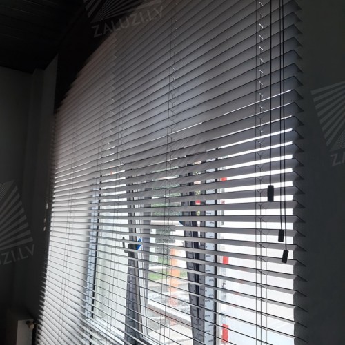 Horizontal wooden blinds