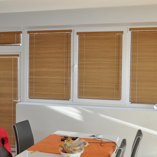 Horizontal wooden blinds