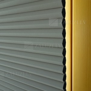 Pleated blinds