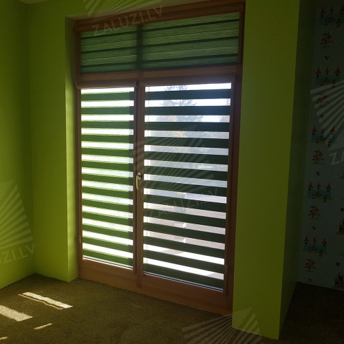 “Day-night” blinds