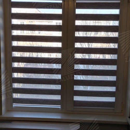 “Day-night” blinds