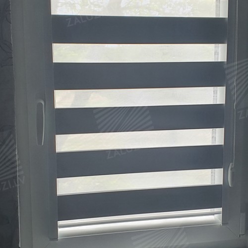 “Day-night” blinds