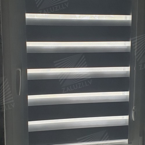 “Day-night” blinds