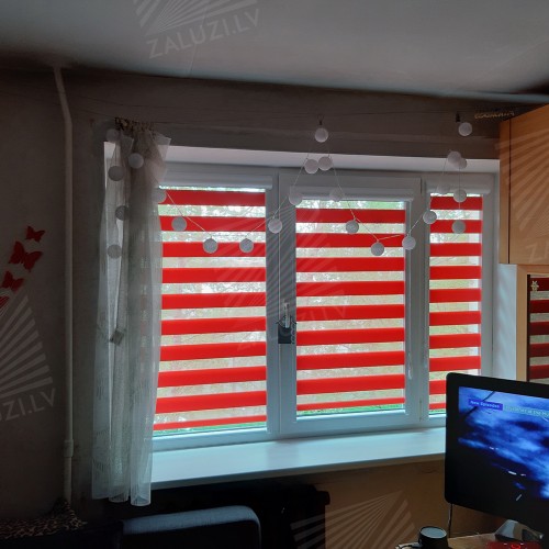 “Day-night” blinds