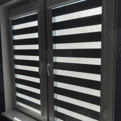 “Day-night” blinds