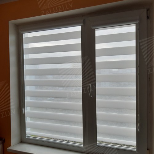 “Day-night” blinds