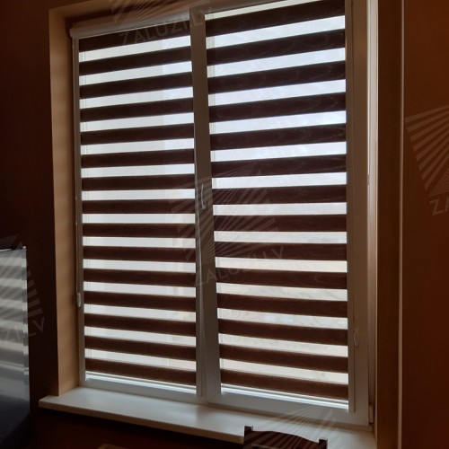 “Day-night” blinds