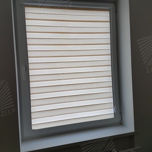 “Day-night” blinds