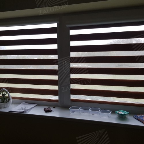 “Day-night” blinds