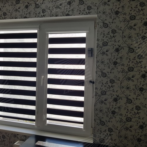 “Day-night” blinds