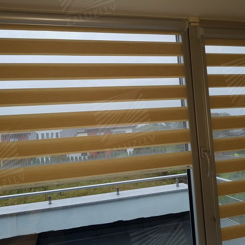 “Day-night” blinds