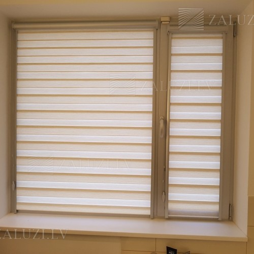 “Day-night” blinds