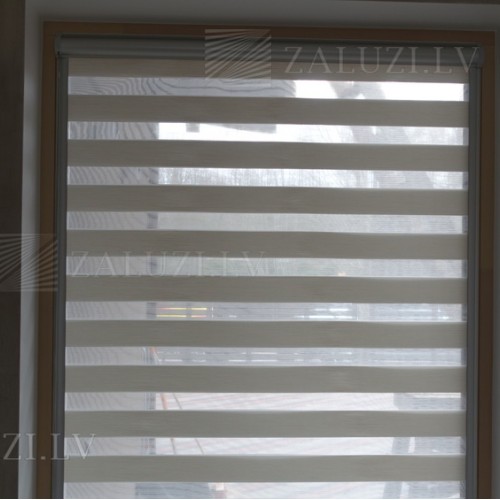 “Day-night” blinds
