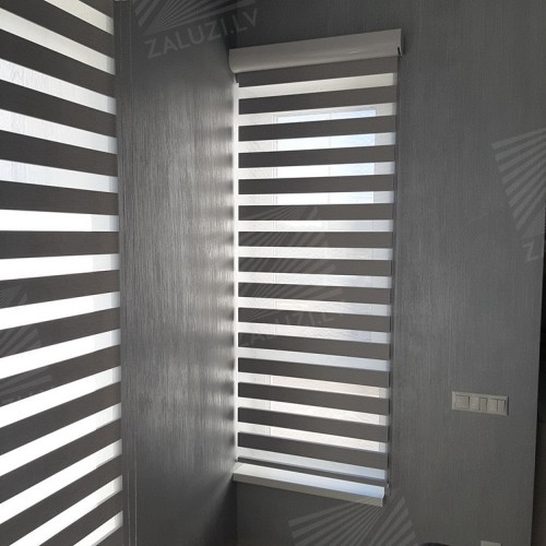 Hinged blinds “Duolight”
