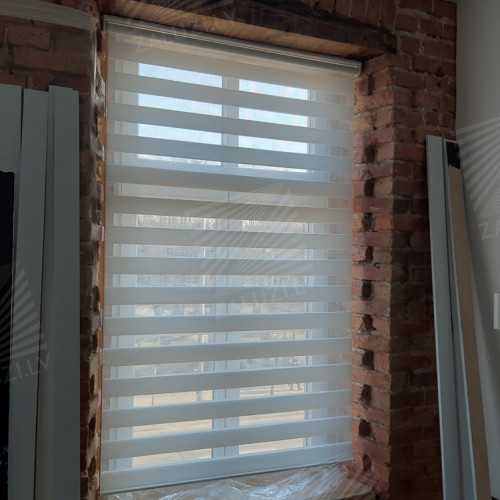 Hinged blinds “Duolight”