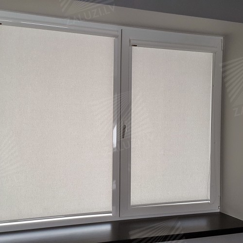 Cassette roller blind