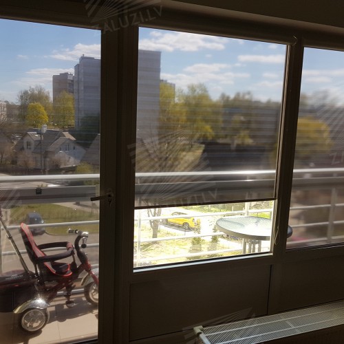 Cassette roller blind