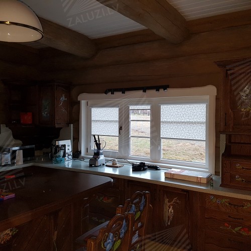 Cassette roller blind