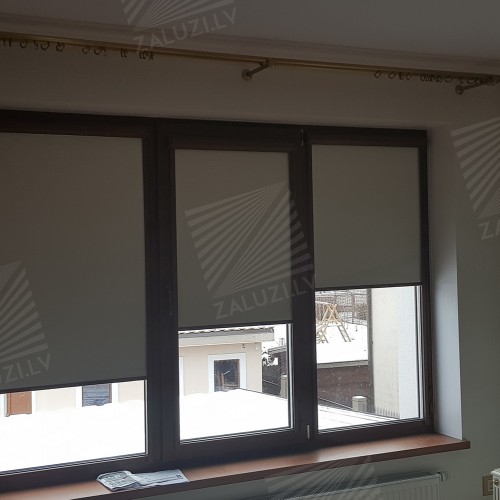 Cassette roller blind