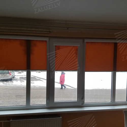 Cassette roller blind