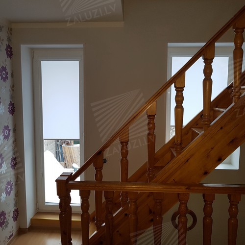 Cassette roller blind