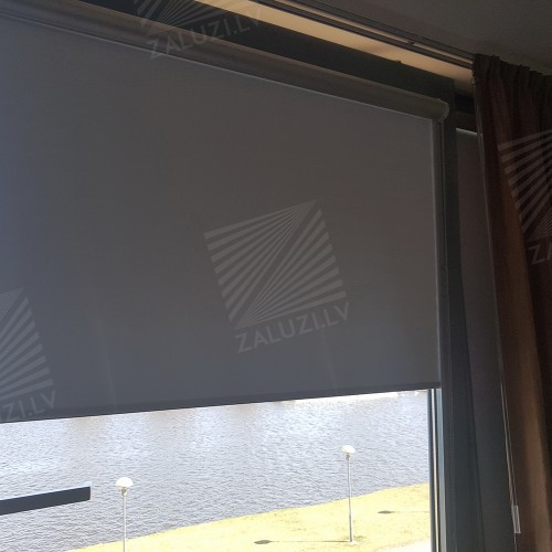 Cassette roller blind