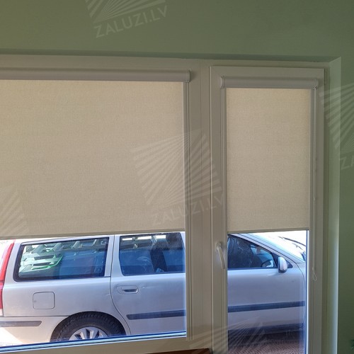 Cassette roller blind