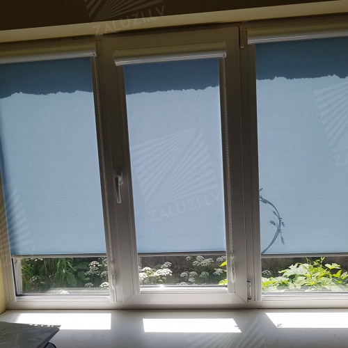 Cassette roller blind