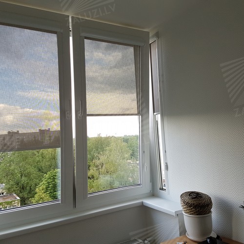 Cassette roller blind