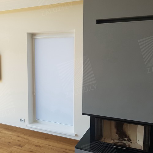 Cassette roller blind