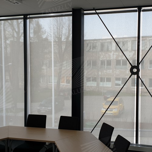 Sun protection roller blinds