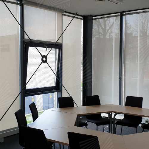 Sun protection roller blinds