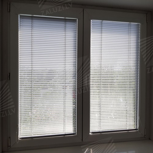 ISSO Horizontal aluminum blinds