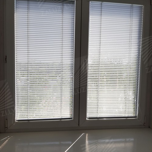 ISSO Horizontal aluminum blinds