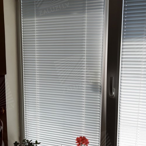 ISSO Horizontal aluminum blinds