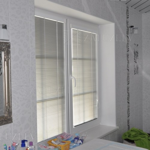 ISSO Horizontal aluminum blinds