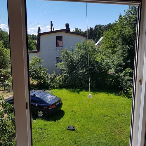 Roller mosquito nets