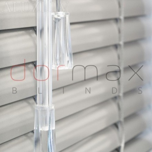 Horizontal aluminum blinds