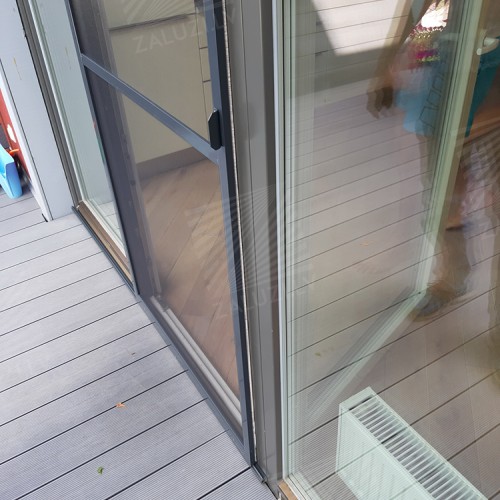 Sliding mosquito nets