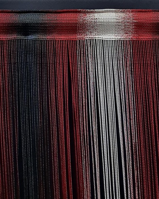 STRING CURTAIN BLACK RAINBOW 